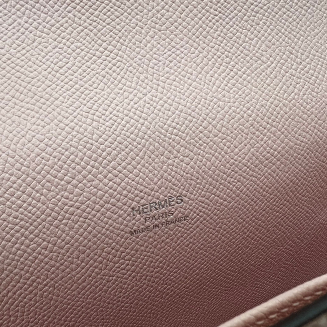 Hermès Click 16 Epsom Leather Wallet with Shoulder Strap - Rose Pink