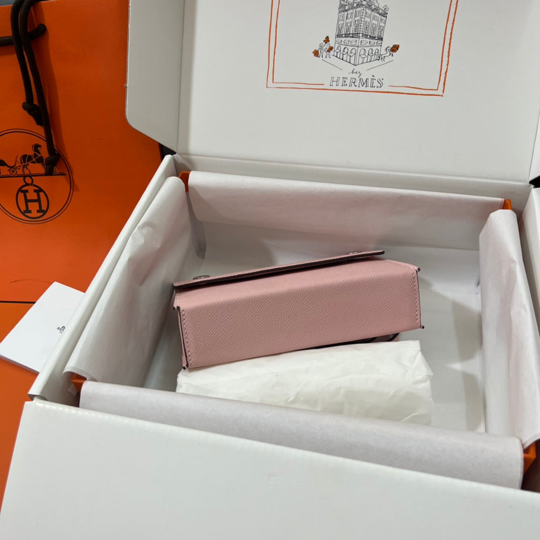 Hermès Click 16 Epsom Leather Wallet with Shoulder Strap - Rose Pink