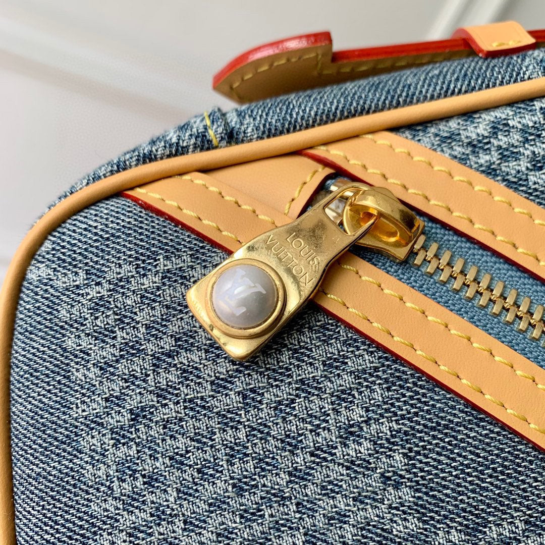 Luxury Blue Damier Denim Crossbody Camera Bag with Diagonal Zip Pocket