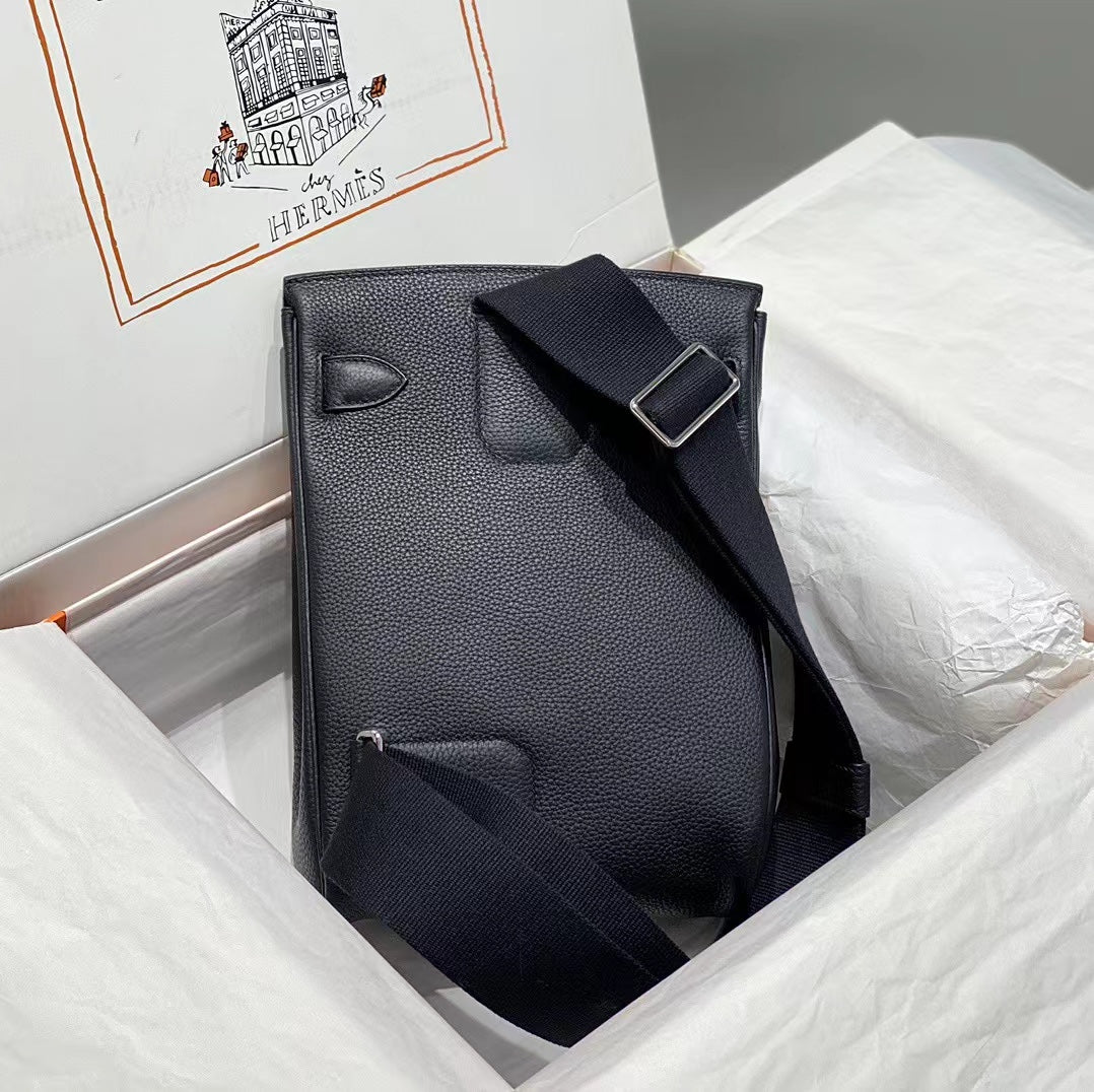 Hermès Kelly To Go Crossbody Bag - Black Epsom Leather with Silver Hardware