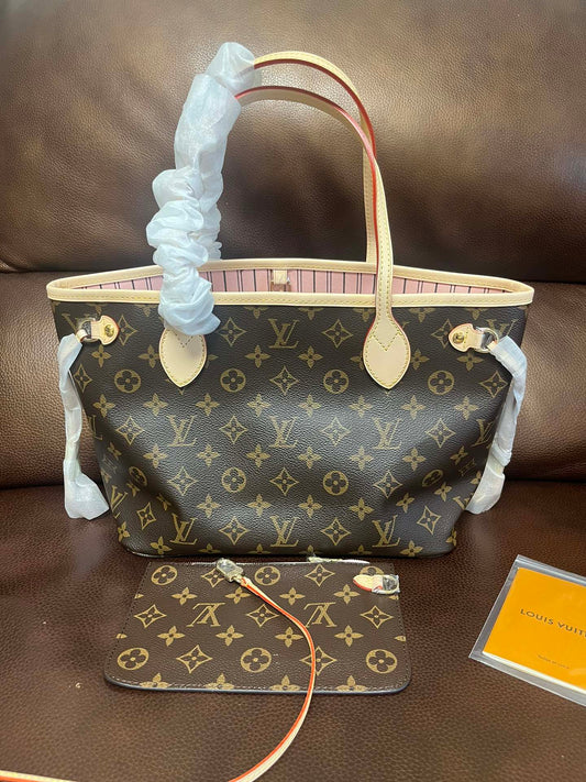 Louis Vuitton Monogram Neverfull MM Tote Bag with Pouch