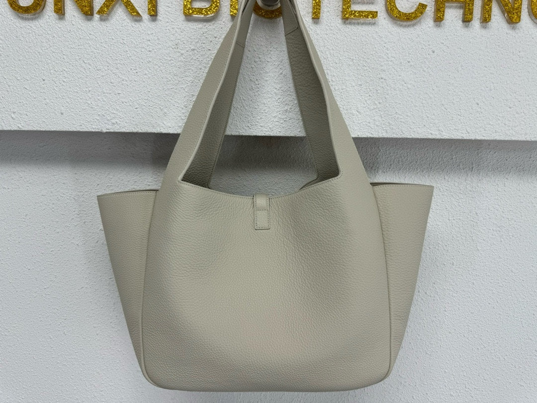 Saint Laurent Le 5 à 7 Small Soft Hobo Bag in Grey Leather