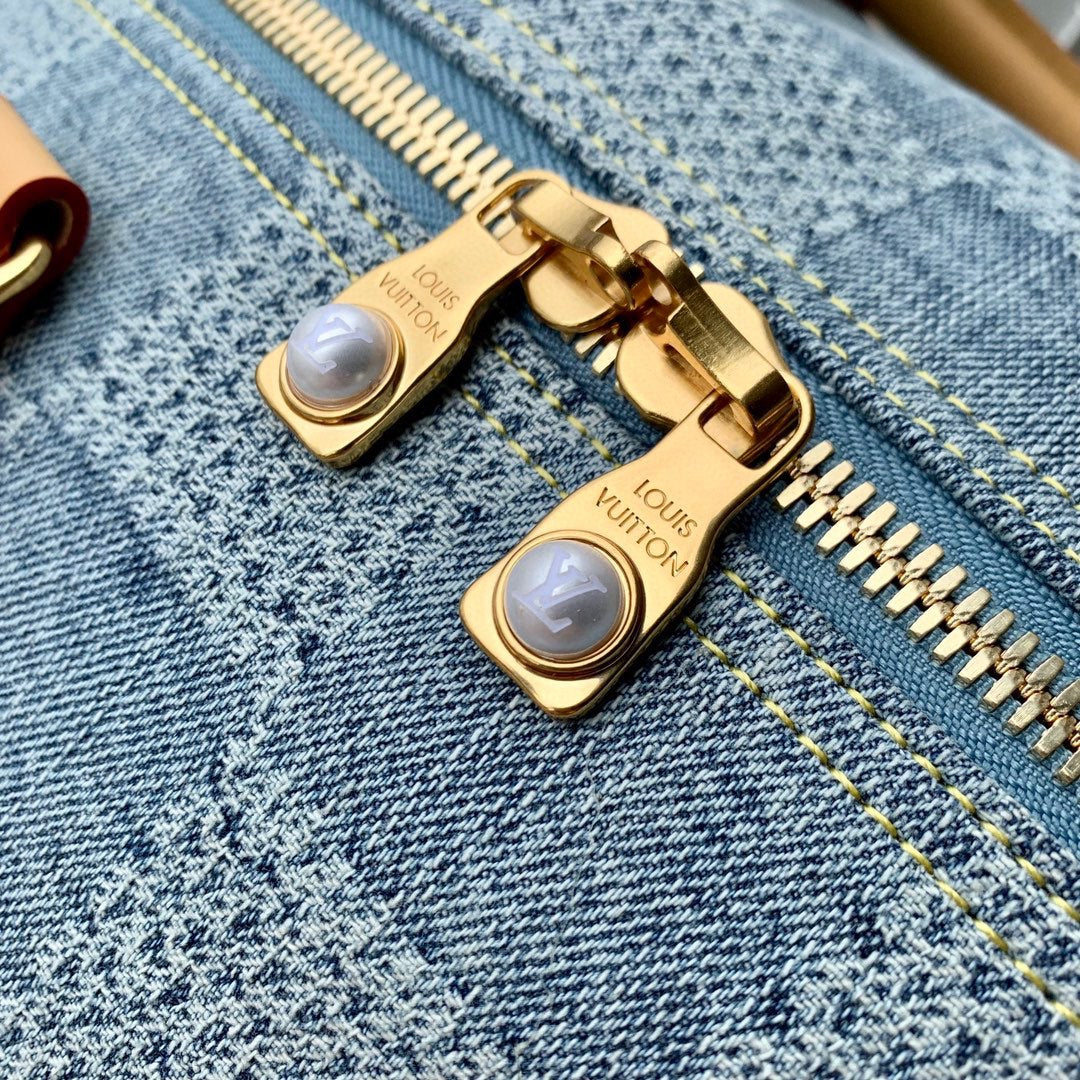 Louis Vuitton Keepall Bandoulière 50 Damier Denim Blue Duffle Bag