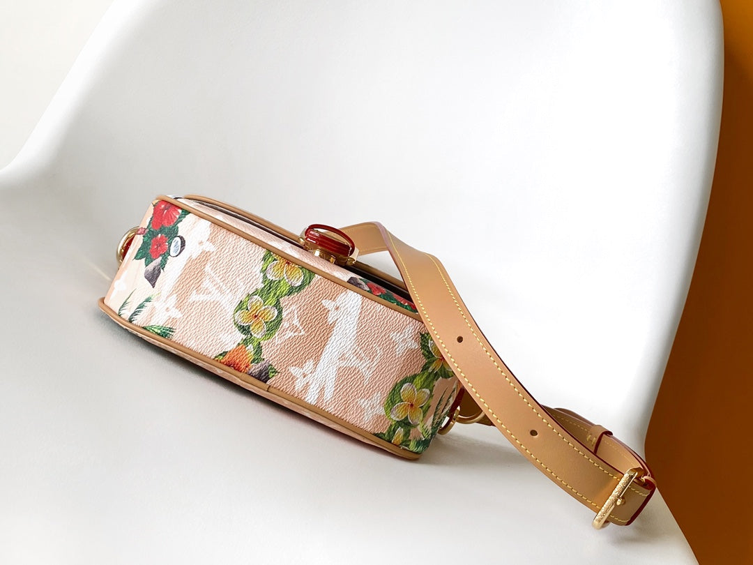 Louis Vuitton By The Pool Monogram Giant Chantilly Bag - Tropical Print