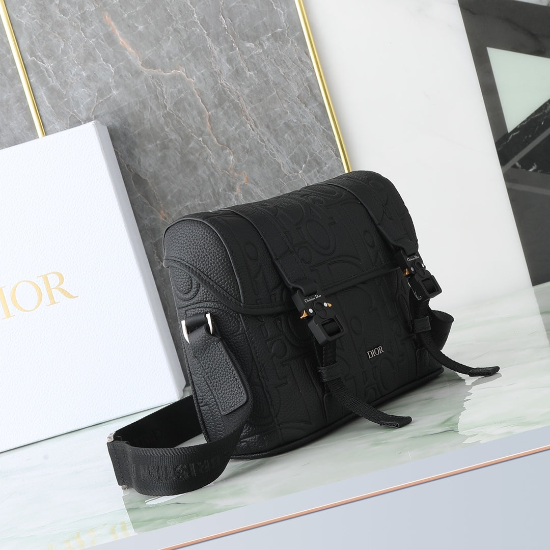 Christian Dior Men's Explorer Messenger Bag Black Oblique Embossed Leather
