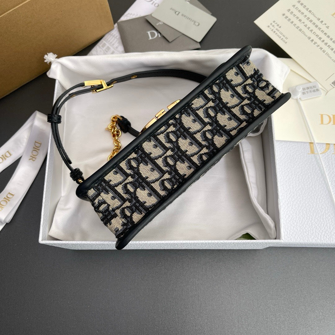Dior 30 Montaigne East-West Bag with Chain Blue Dior Oblique Jacquard