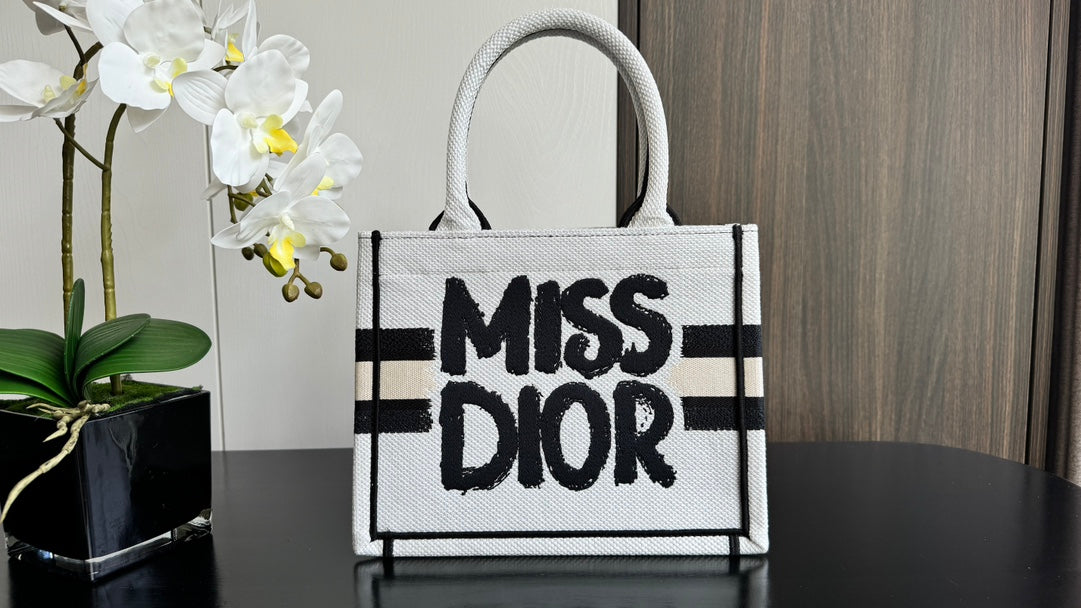 Dior Miss Dior Graffiti Canvas Tote Bag - White/Black