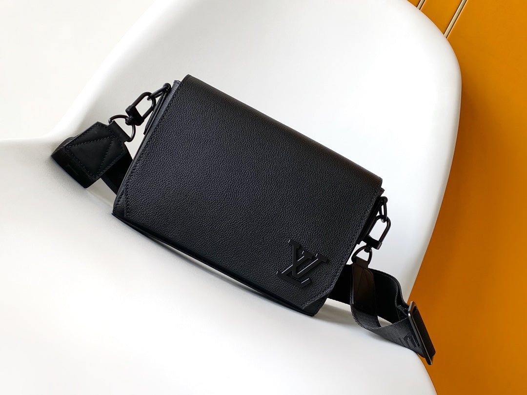 Louis Vuitton S-Lock Messenger Crossbody Bag - Matte Black Taiga Leather