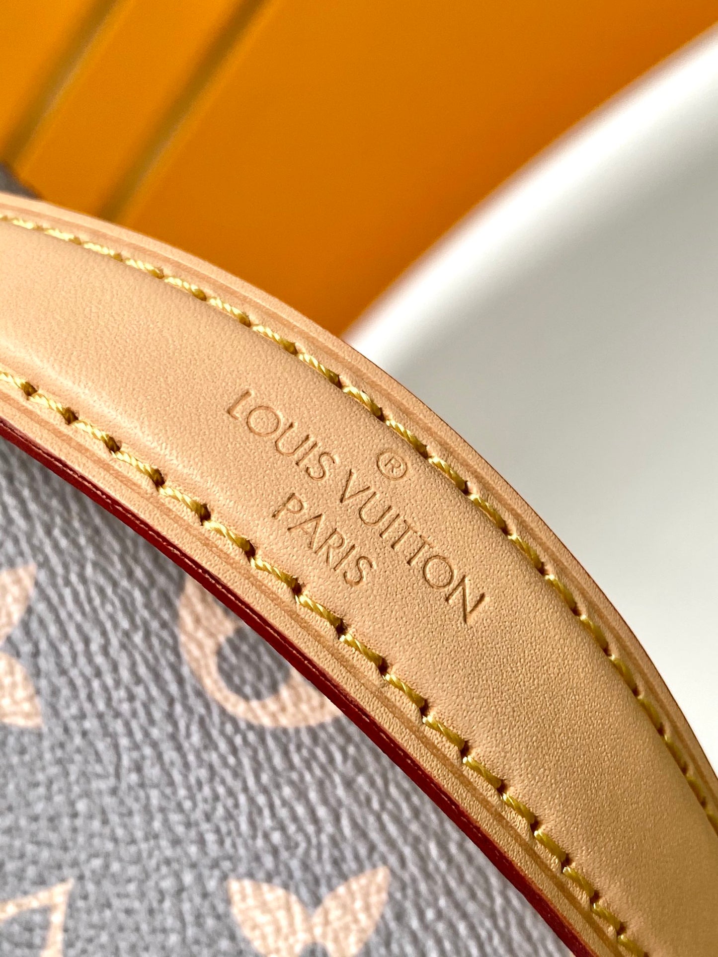 Louis Vuitton Pochette Métis Monogram Empreinte Leather Bag - Grey