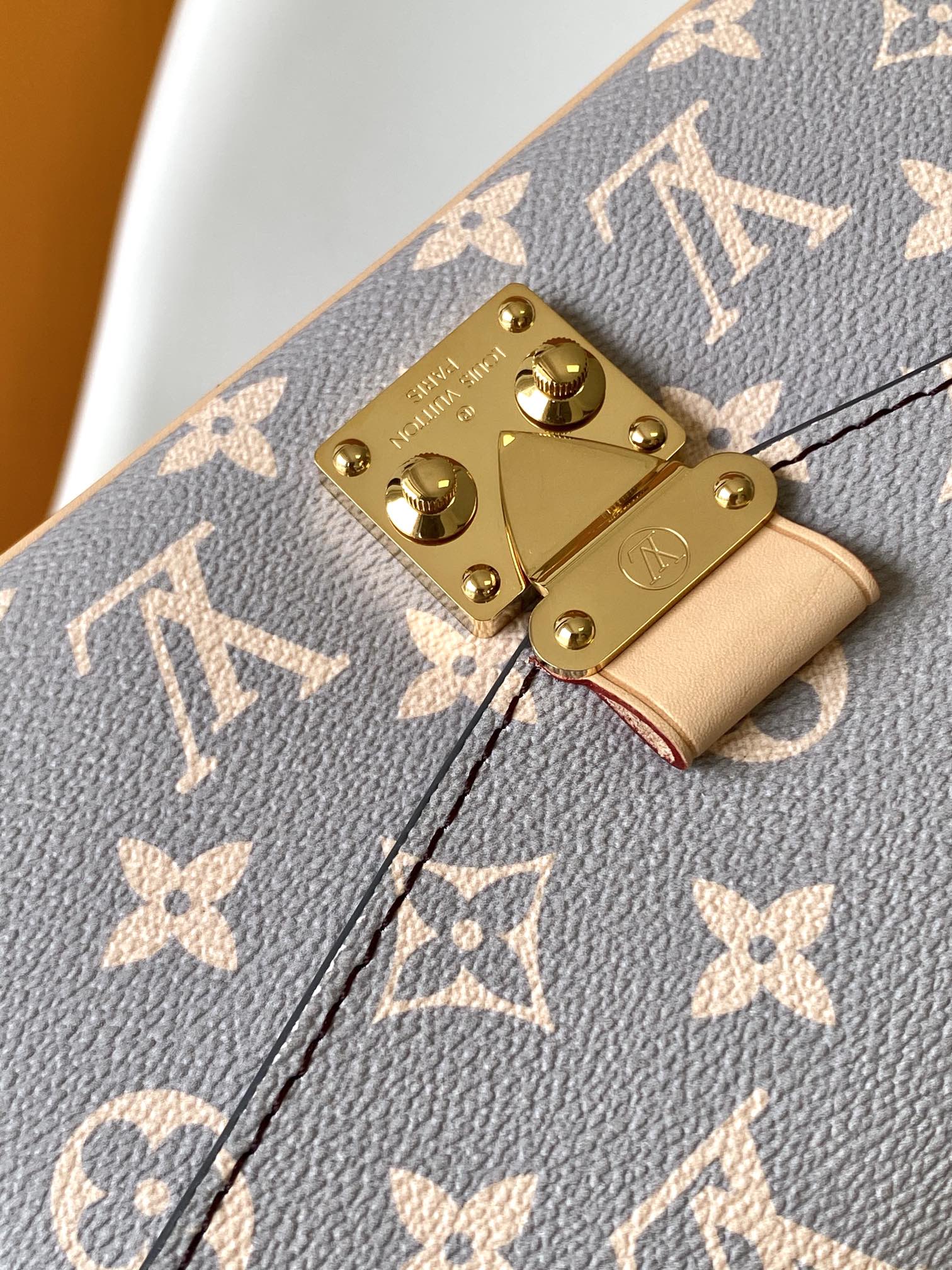 Louis Vuitton Pochette Métis Monogram Empreinte Leather Bag - Grey