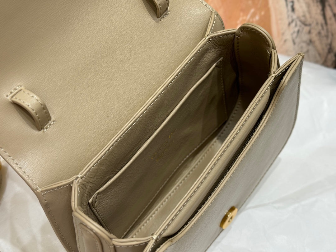 Christian Dior Bobby East-West Bag with Top Handle - Beige Calfskin Leather