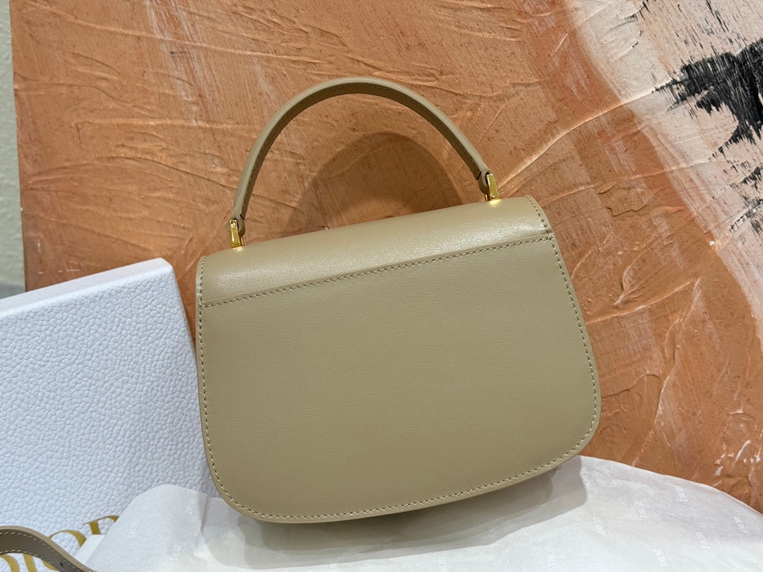 Christian Dior Bobby East-West Bag with Top Handle - Beige Calfskin Leather