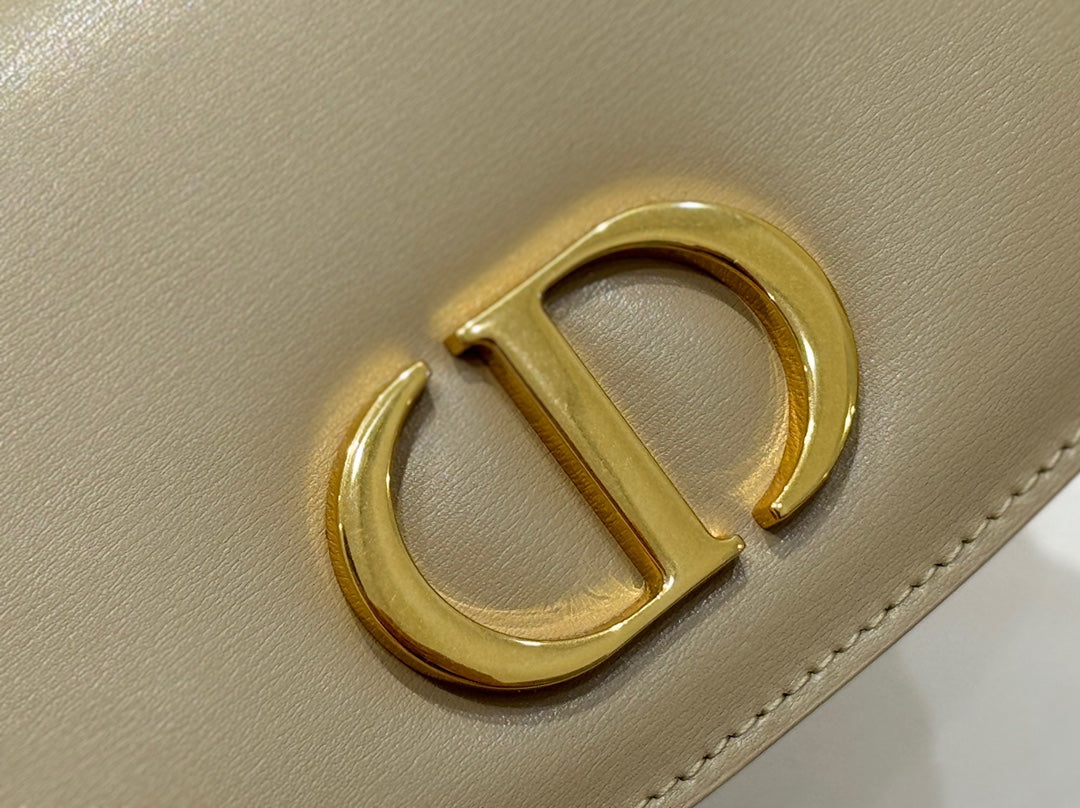 Dior 30 Montaigne Avenue Bag - Beige Smooth Calfskin with Gold CD Clasp