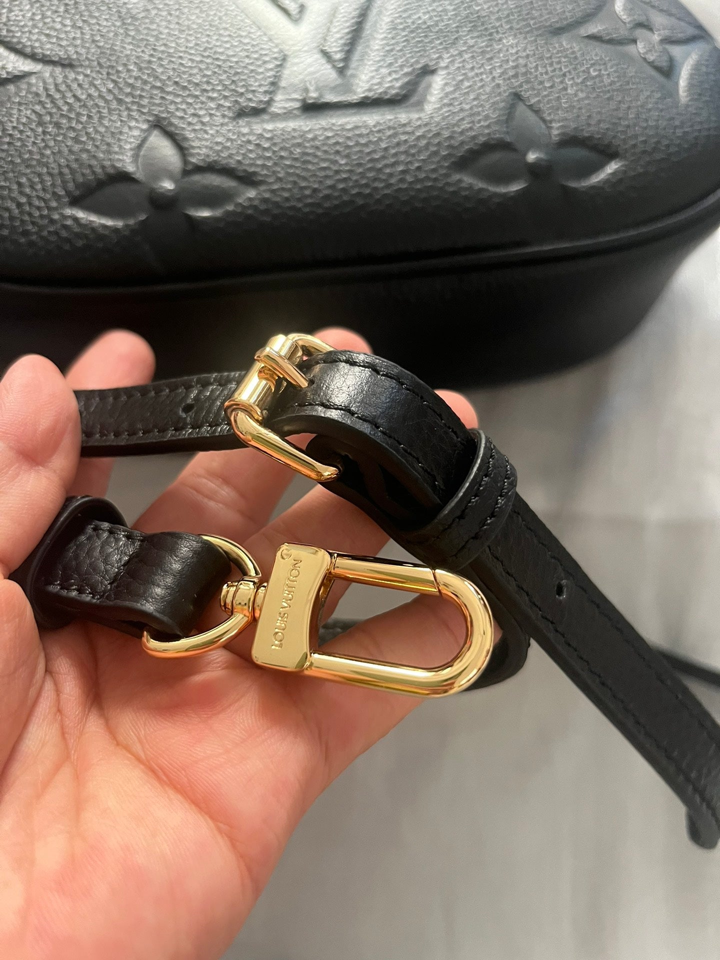 Louis Vuitton Bagatelle Hobo Bag - Monogram Empreinte Leather - Black