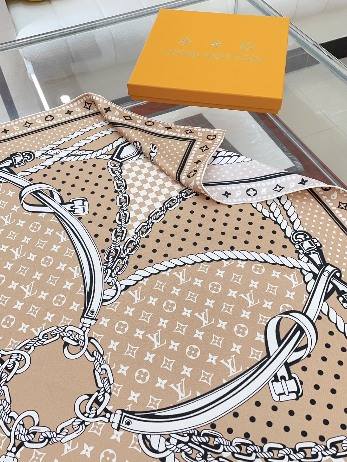 Women's Silk Feel Square Scarf - Elegant Geometric Rope and Chain Print Neck Wrap, Beige and Black