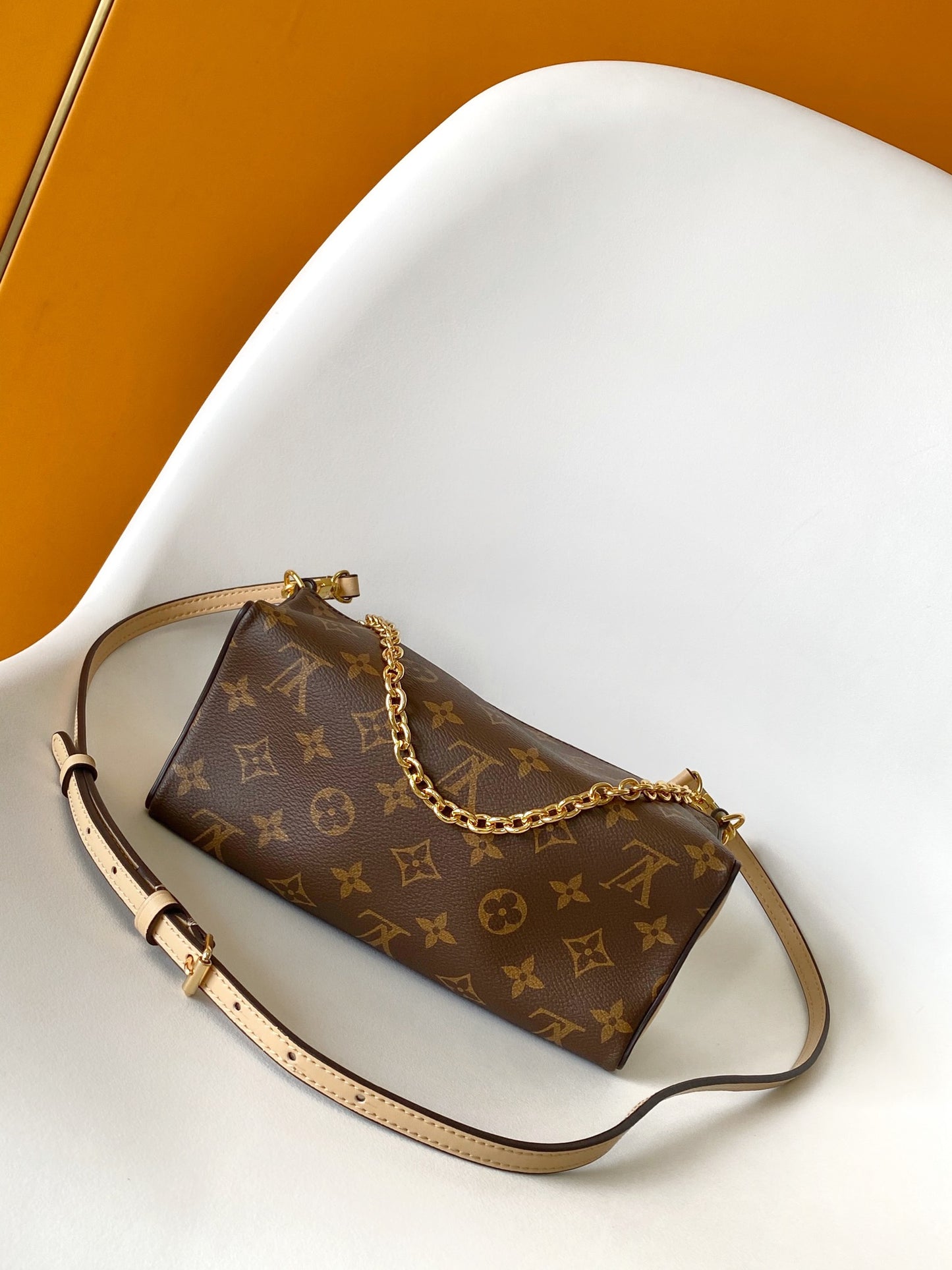 Louis Vuitton Monogram Canvas Star-Shaped Crossbody Bag with Gold Chain