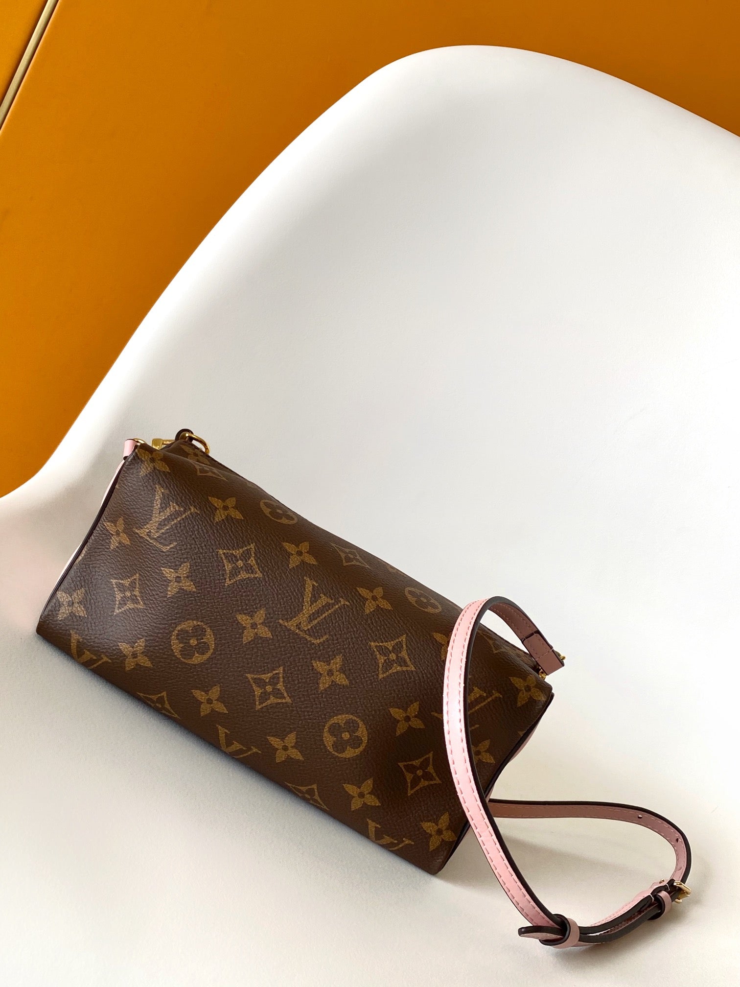 Louis Vuitton Monogram Star Shoulder Bag - Brown & Pink