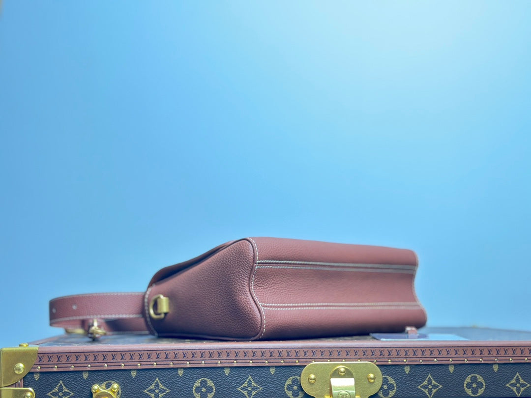 Louis Vuitton Twist One Handle Epi Leather Bag in Rose Poudre