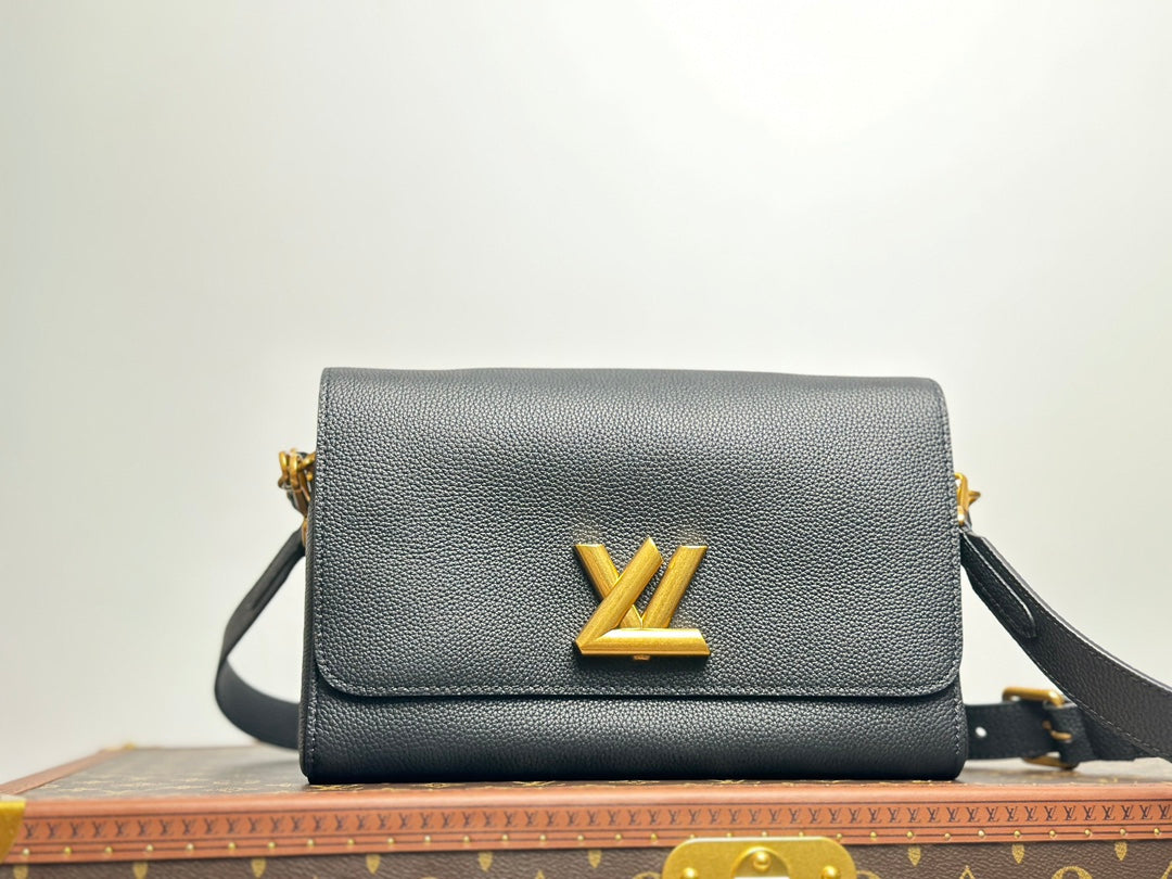 Elegant Black Leather Flap Shoulder Bag with Gold Twist Lock Clasp