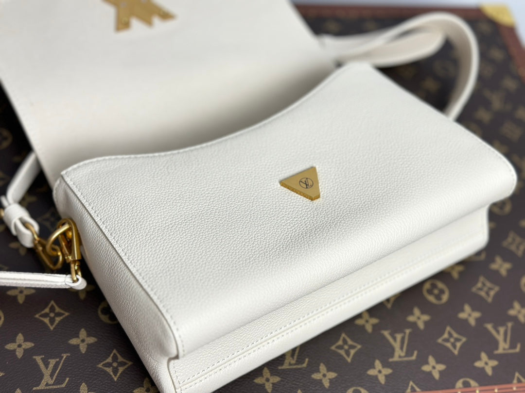 Louis Vuitton Buci Bag Epi Leather - Quartz