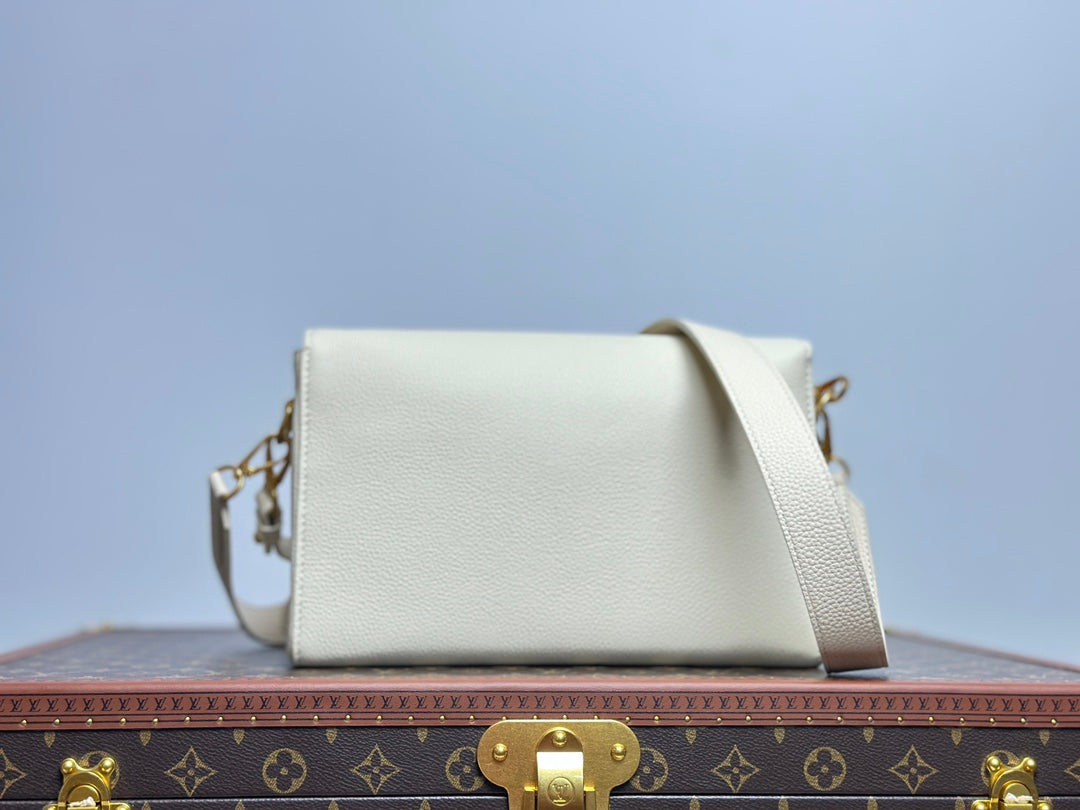 Louis Vuitton Buci Bag Epi Leather - Quartz