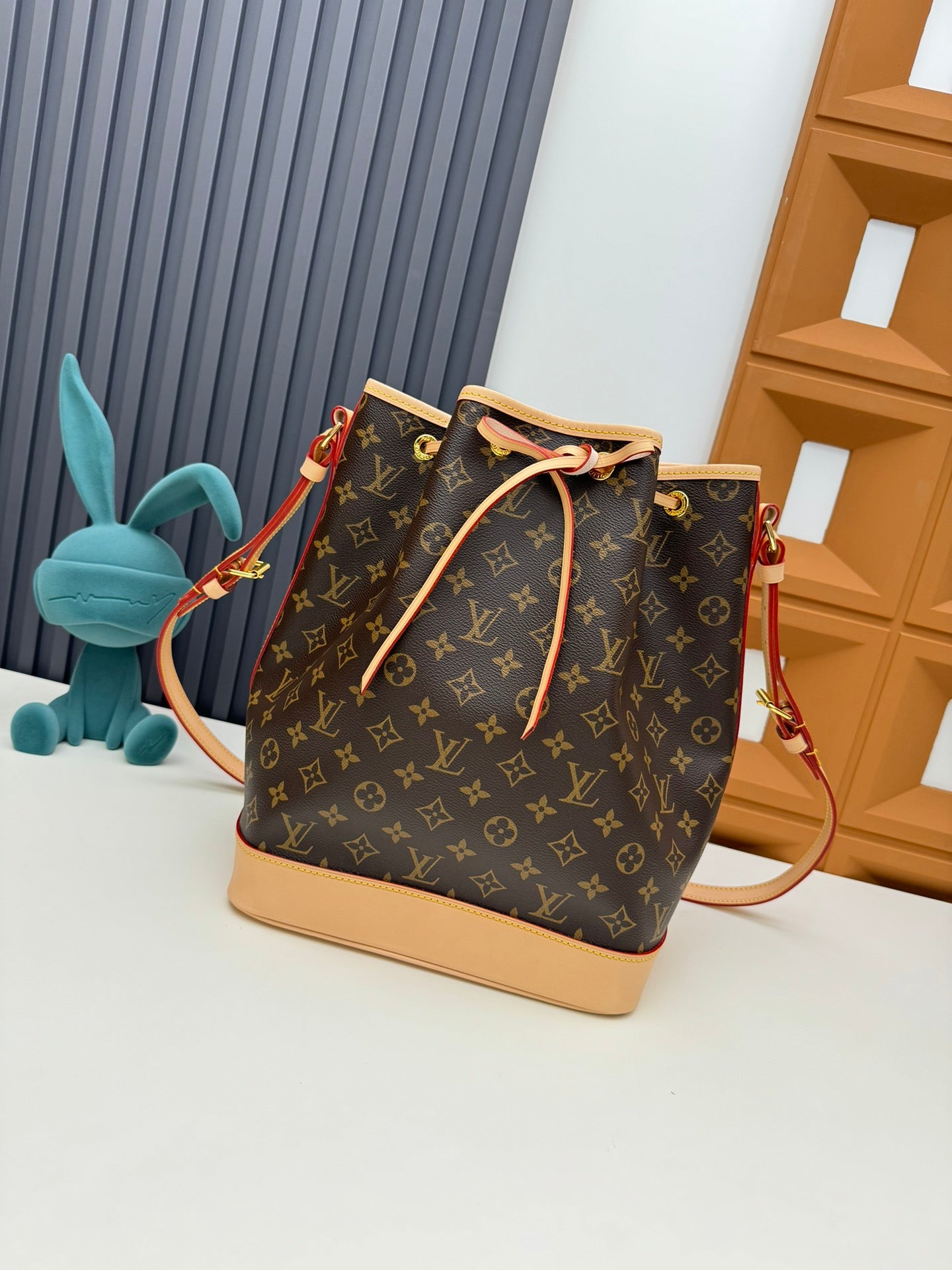 Louis Vuitton Monogram Canvas Noé Bucket Bag