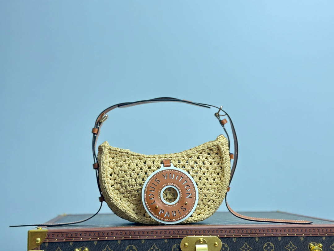 Louis Vuitton Raffia Croissant MM Shoulder Bag - Natural/Brown