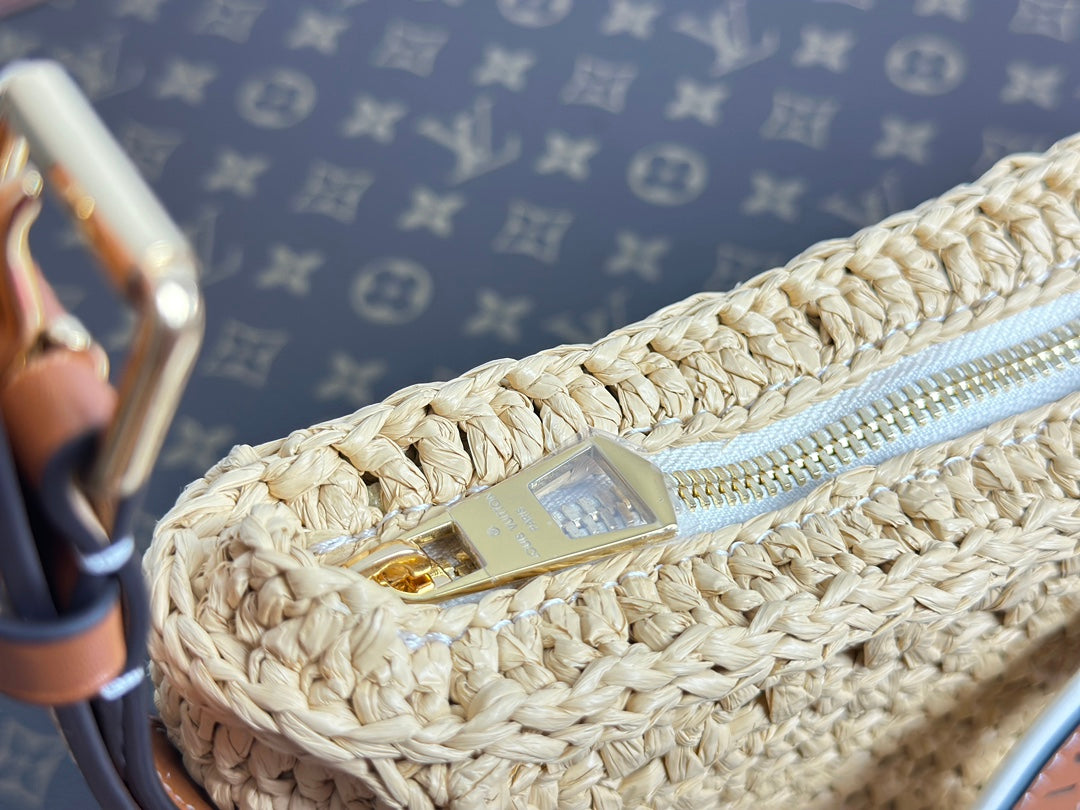 Louis Vuitton Raffia Croissant MM Shoulder Bag - Natural/Brown