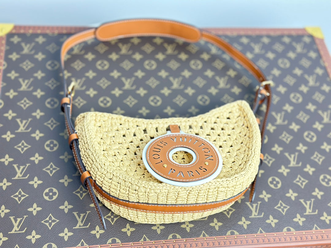 Louis Vuitton Raffia Croissant MM Shoulder Bag - Natural/Brown