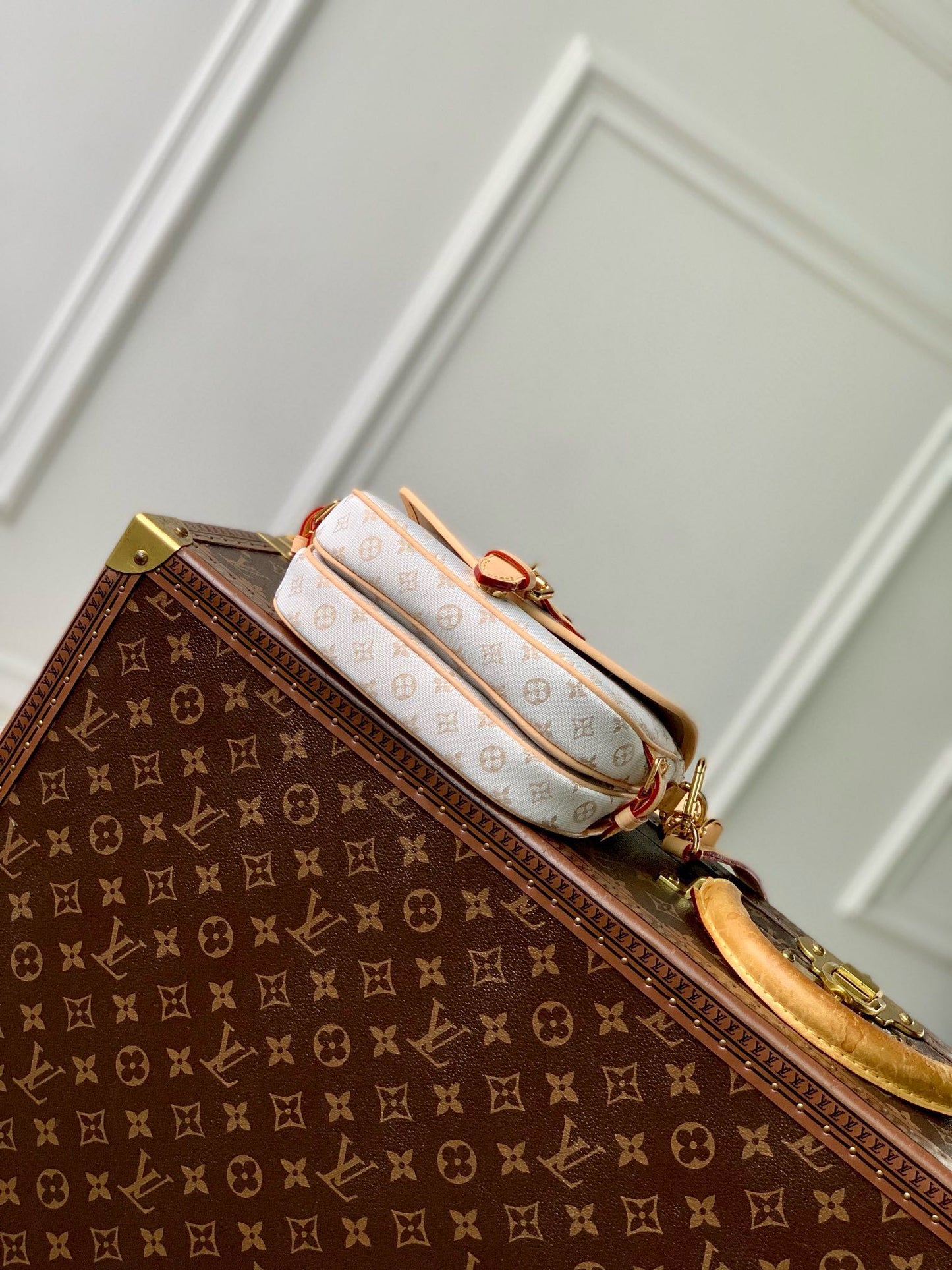 Louis Vuitton Saumur BB Monogram Empreinte Leather Handbag - Creme/Gris