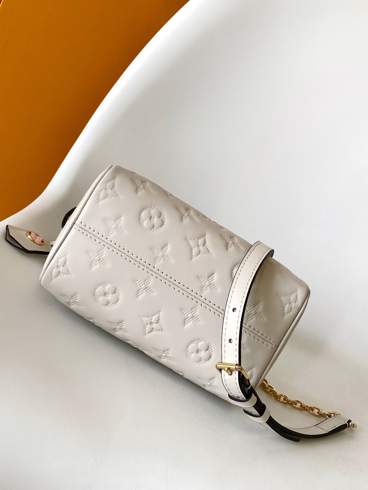 Louis Vuitton Speedy Bandoulière 20 Monogram Empreinte Leather Handbag - White