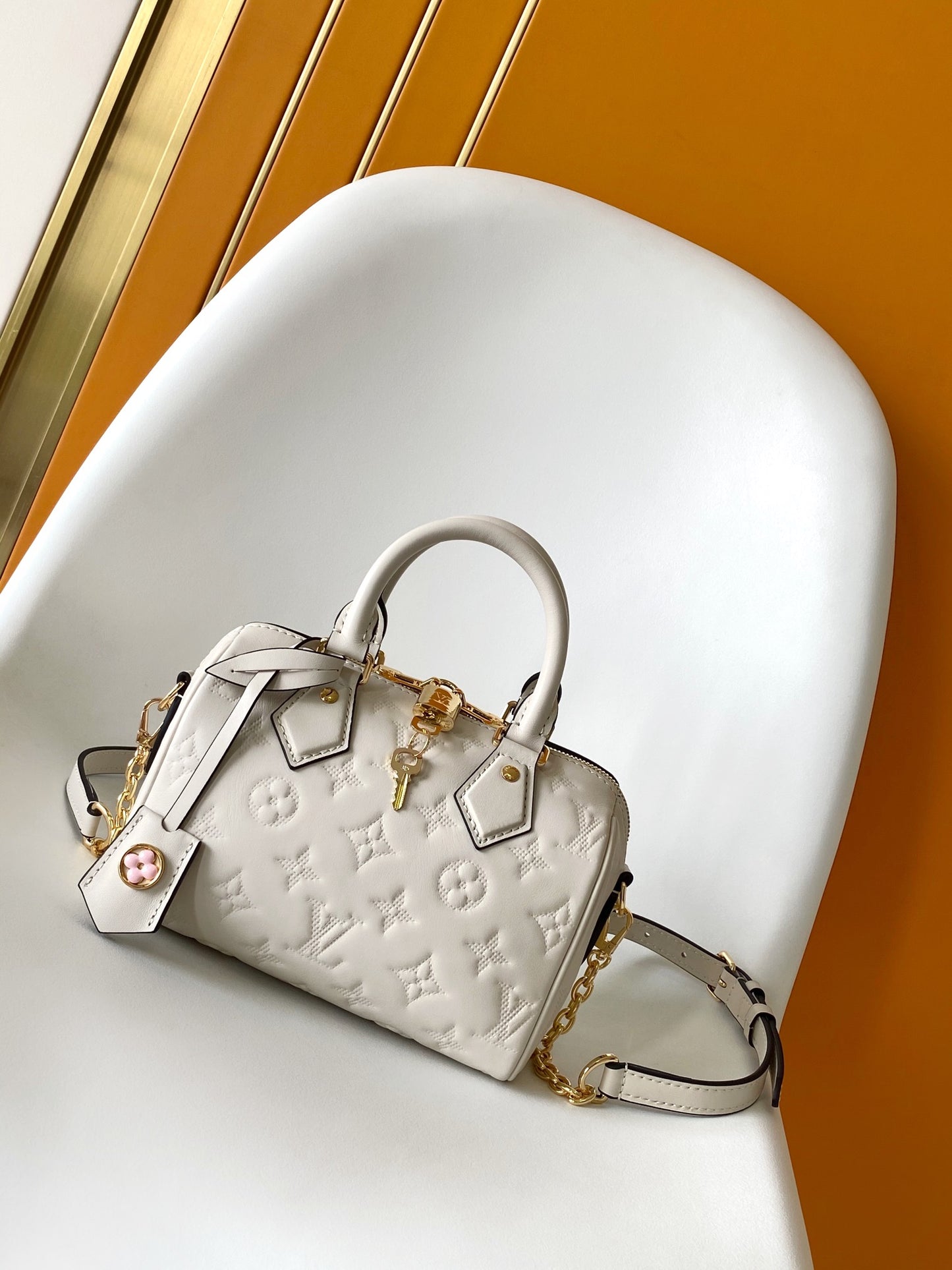 Louis Vuitton Speedy Bandoulière 20 Monogram Empreinte Leather Handbag - White