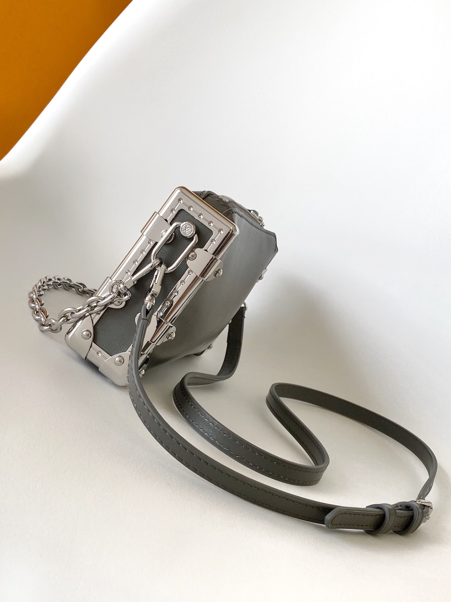 Louis Vuitton Side Trunk MM Handbag - Grey Anthracite Leather