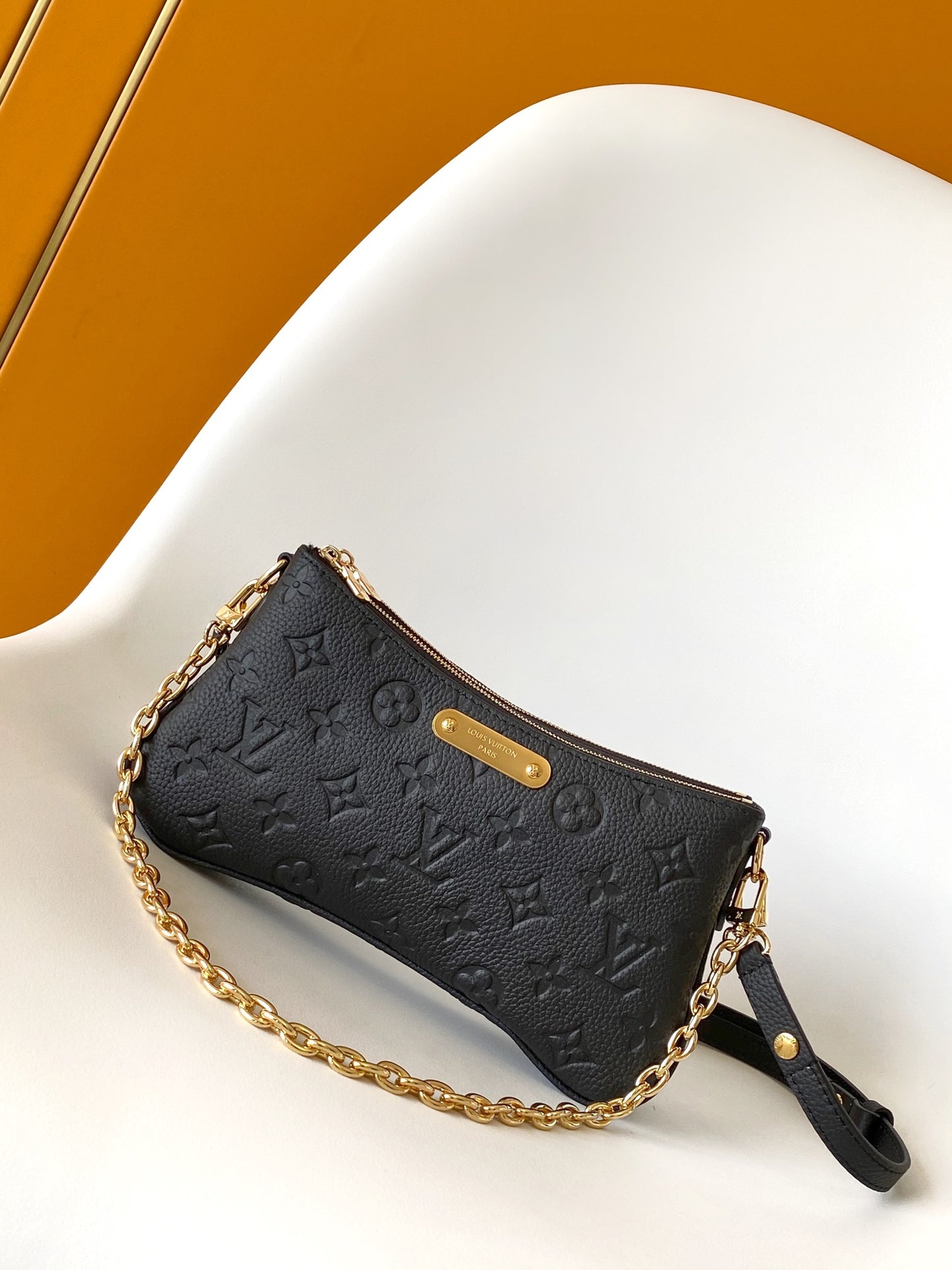 Louis Vuitton Favorite Monogram Empreinte Leather Handbag - Black Noir