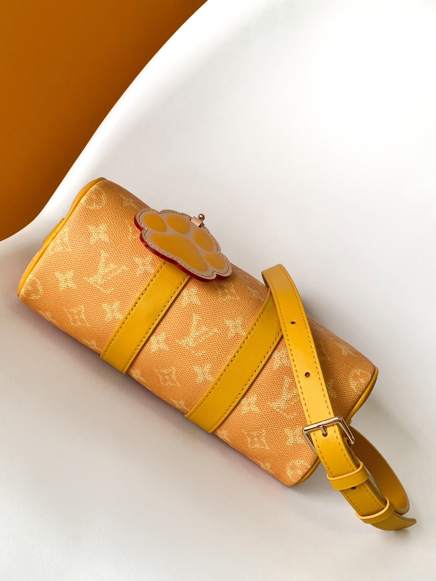 Louis Vuitton Keepall Bandoulière 25 Yellow Monogram Bag Pharrell Williams Collection