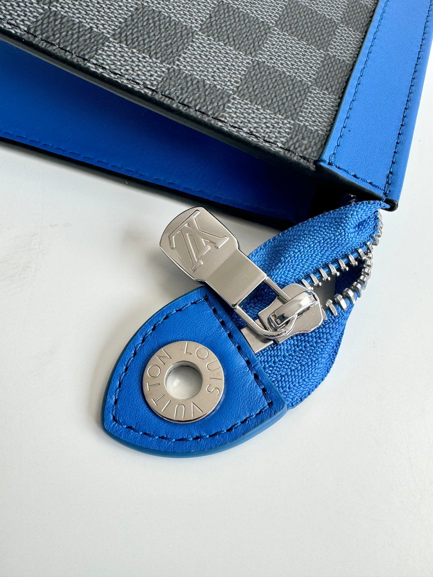 Louis Vuitton Damier Cobalt Pochette Jour GM Clutch Bag