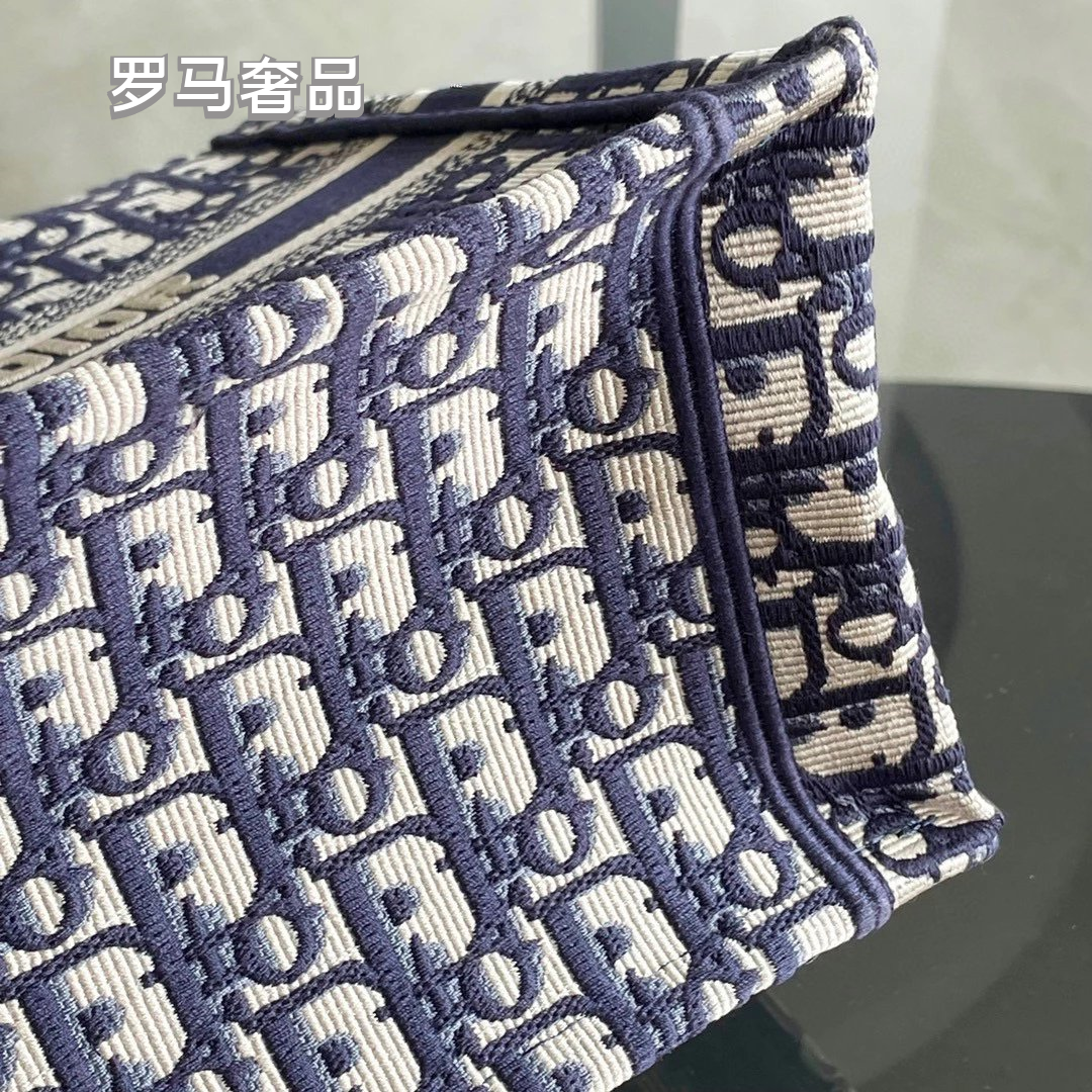 Christian Dior Book Tote Blue Dior Oblique Embroidery