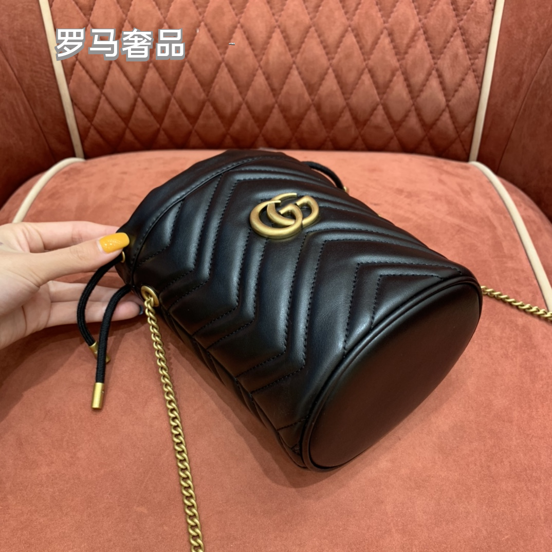 GG Marmont Matelassé Bucket Bag - Black Leather with Gold Hardware