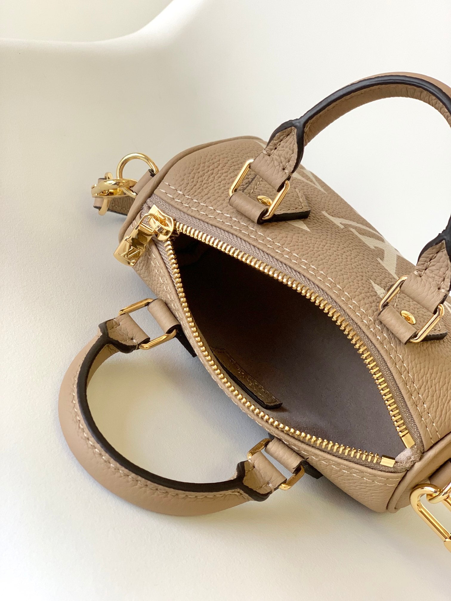 Louis Vuitton Nano Speedy Monogram Empreinte Leather - Bicolor Tourterelle/Crème