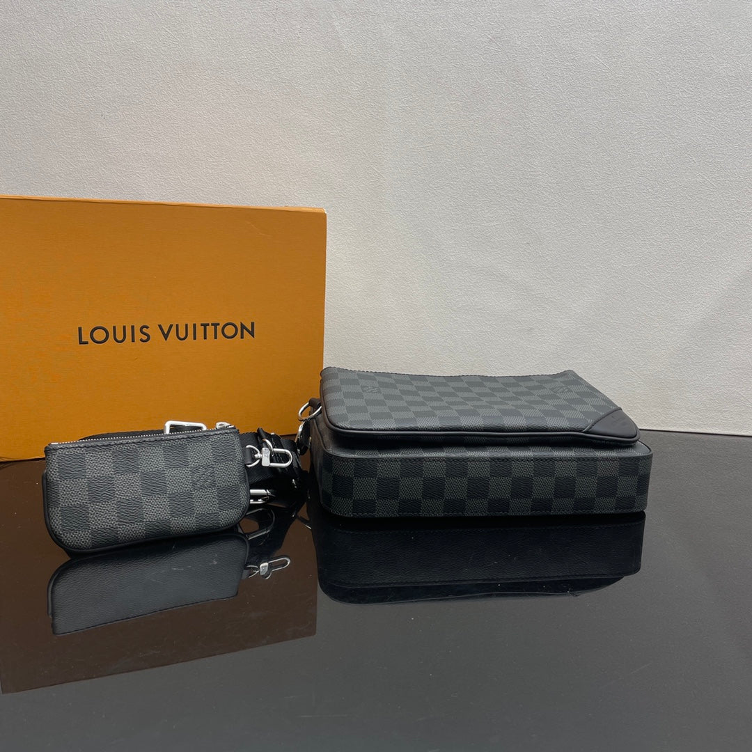 Louis Vuitton Trio Messenger Bag Damier Graphite Canvas Black/Grey