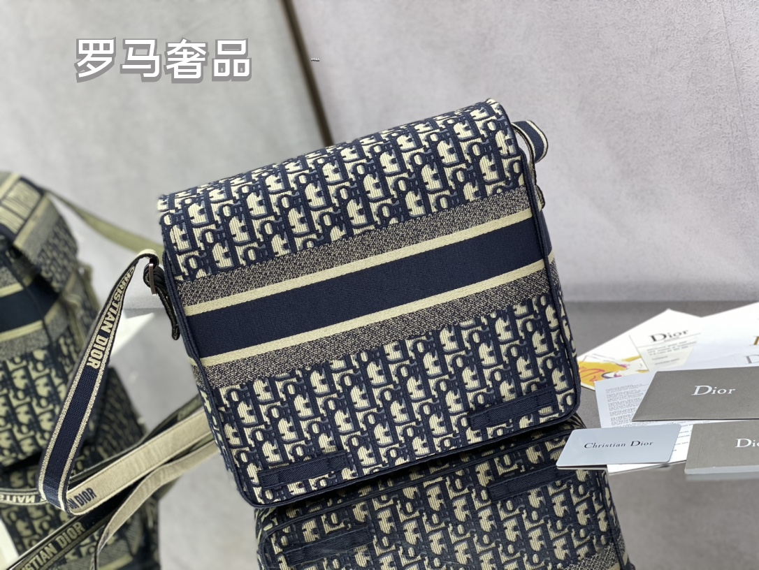 Christian Dior Oblique Canvas Messenger Bag - Navy/Beige Crossbody Bag
