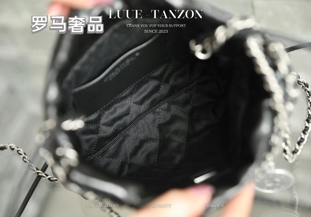 Chanel 22 Small Handbag - Black Shiny Calfskin with Gold-Tone Metal