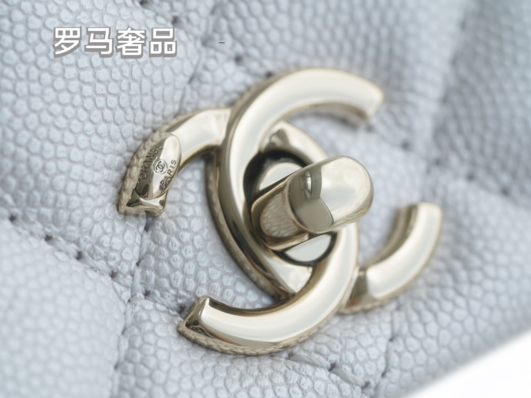 Chanel White Quilted Caviar Coco Handle Bag with Gold-Tone Hardware