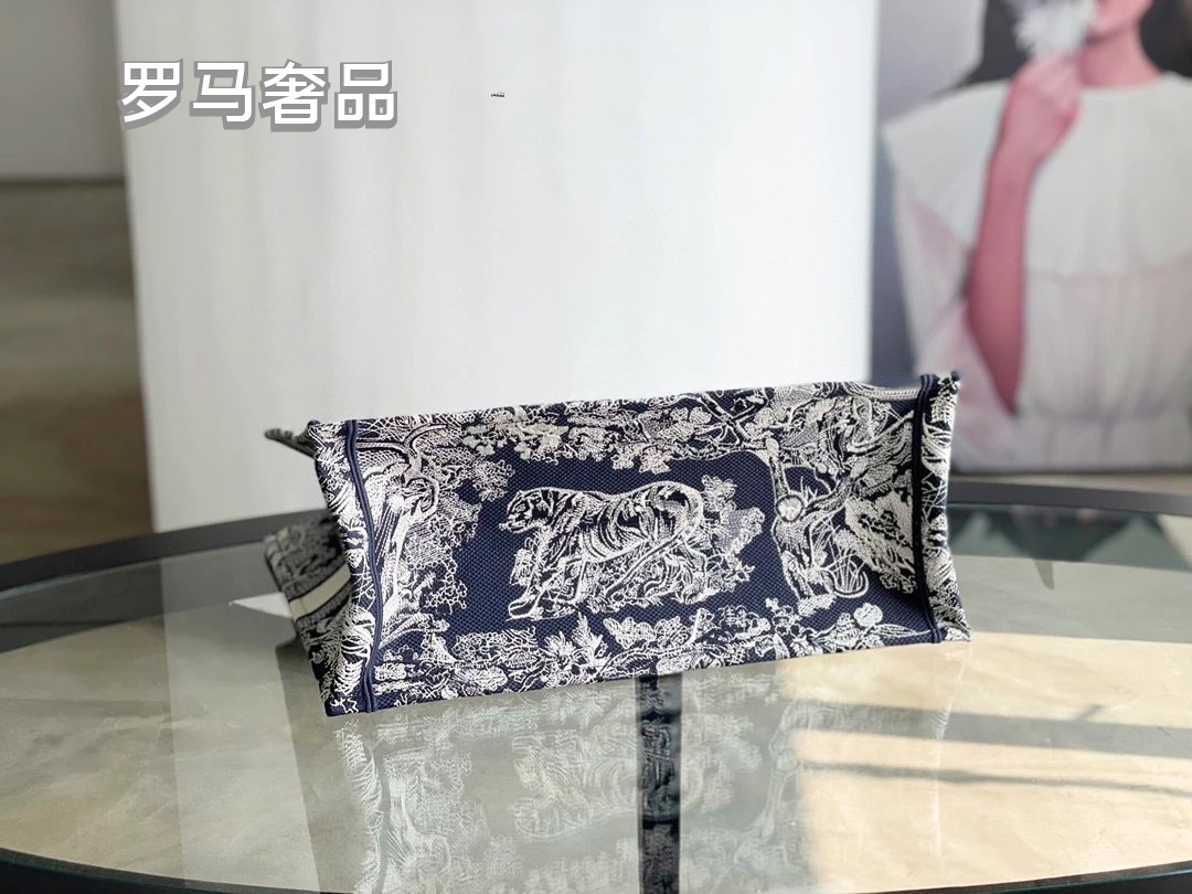 Dior Book Tote Bag Blue Toile de Jouy Embroidery