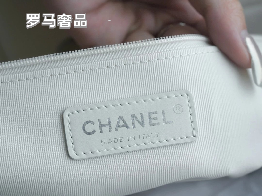 Chanel Pinstripe Deauville Canvas Tote Bag - White/Black