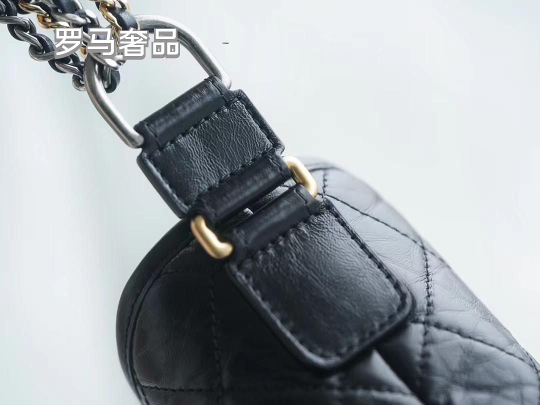 LUUE - TANZON Women's Quilted Black Leather Shoulder Bag with Gold-Tone Chain Strap