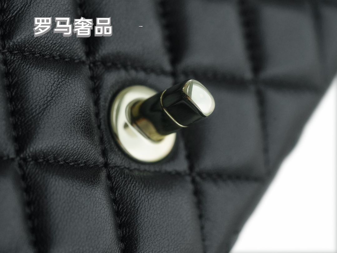 Elegant Black Quilted Leather Top Handle Flap Bag with Silver-Tone Chain