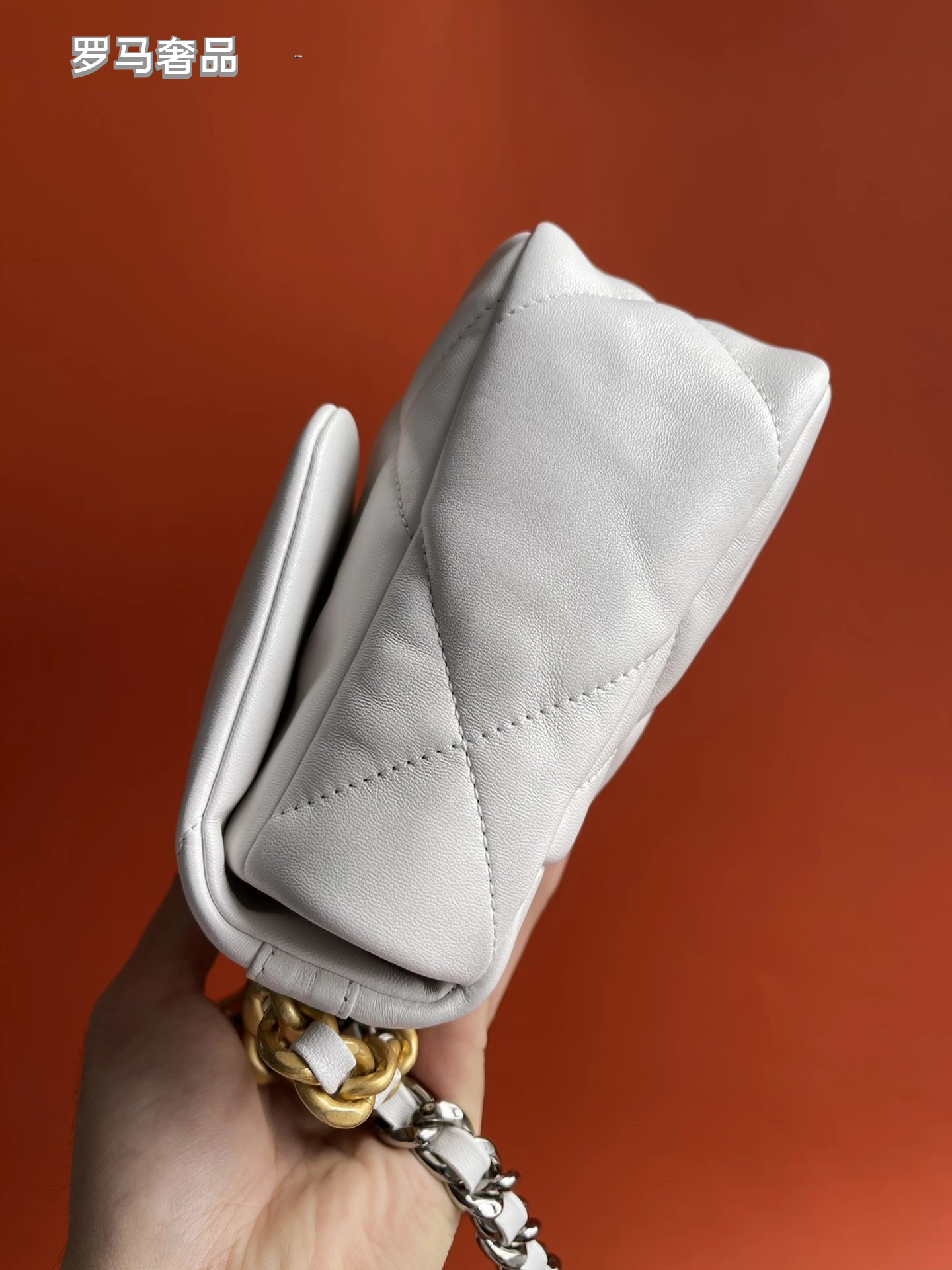 Large Quilted White Leather Shoulder Bag with Mixed Metal Chain