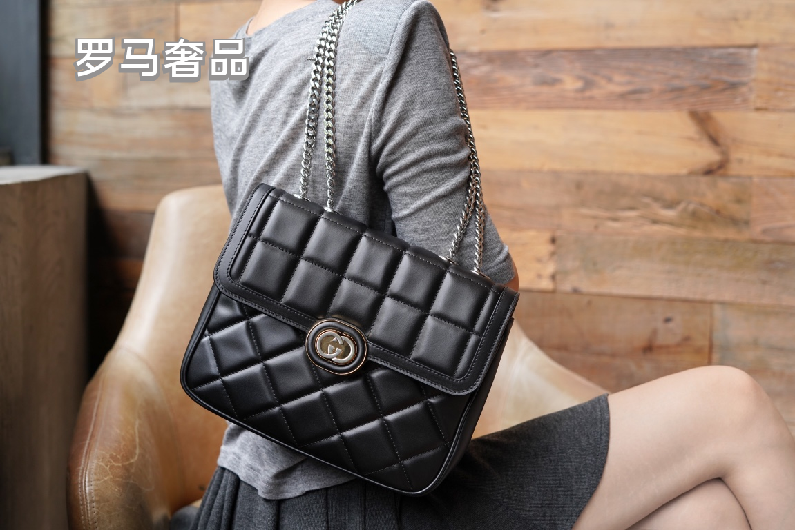 Gucci Classic Black Quilted Leather Shoulder Bag with Gold Clasp