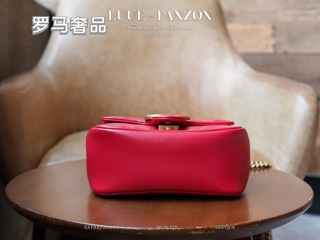 Gucci GG Marmont Small Matelassé Shoulder Bag in Red Leather
